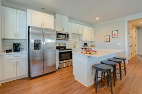 Nashville - 805B Bradford Ave #301